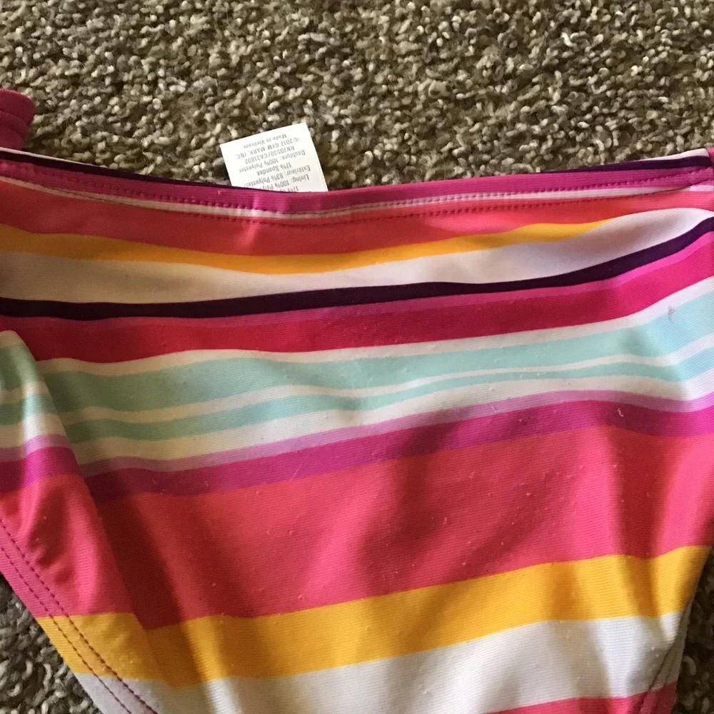 Gymboree 2 piece‎ tie back swimsuit, size 5/6